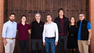 Foto de equipo en vendimia 2024